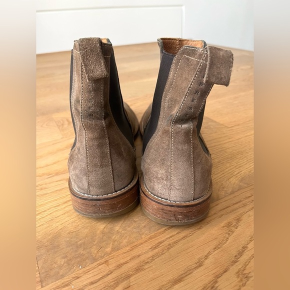 Represent Brown Suede Mens Chelsea Boots, Size 41 EU - Picture 3 of 5